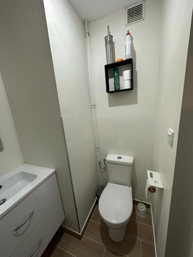 Apartment Carol California Chevigny-Saint-Sauveur