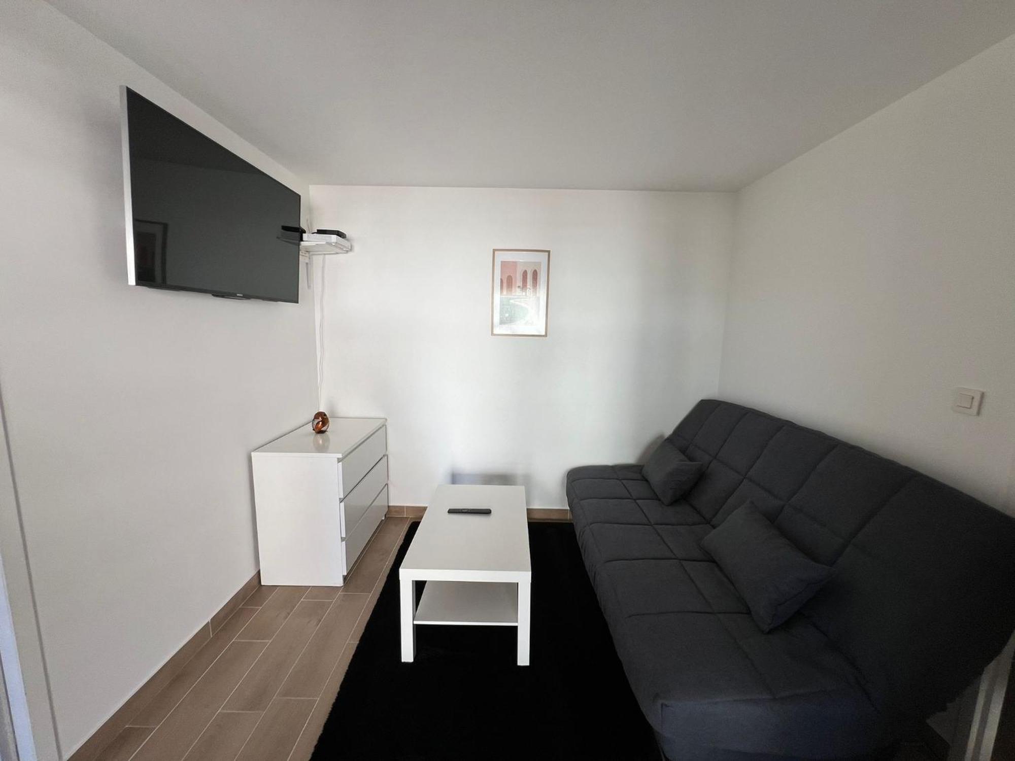 Apartment Carol California Chevigny-Saint-Sauveur